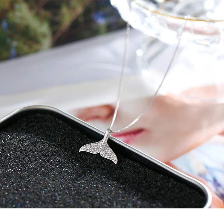 cz-crystal-fish-tail-pendant-necklace_02