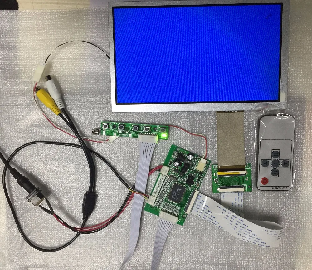 7-дюймовый автомобильный DVD LCD HSD070IDW1-D00 + 2AV пульт дистанционного управления |