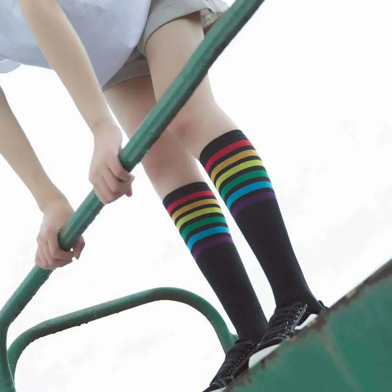 New Fashion multicolor stripes cotton sexy womens long socks Student style style party street dancing knee sock
