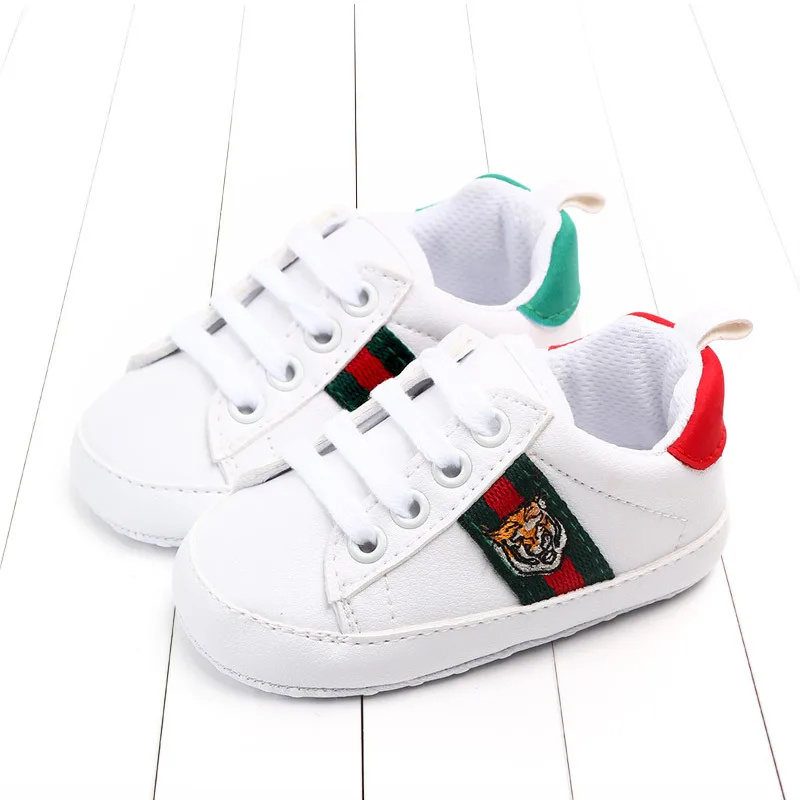 

Baby Boy Shoes with Cartoon Totem Small White Sneakers Unisex Children Soft Leisure Sneakers Sporty Infant Girls Toddler Shoes