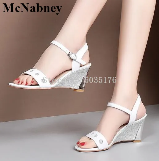 

2019 Summer New Sequins Peep Toe Wedge With Fairy High Heel Buckle Belt Sandals European And American Style Trend Women's Shoe