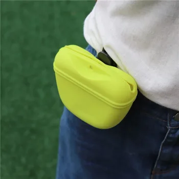 

Training Pet Dog Treat Silicone Pouch Portable Magnetic Dog Treat Waist Bags