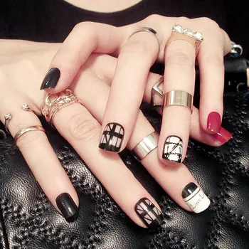 

24PCS Fake nails Short nail patch finished products Nail art products (Contains no glue)