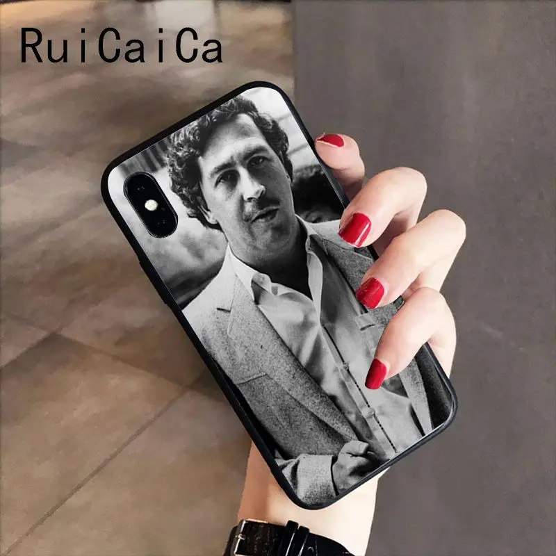 Narcos TV series Pablo escobar