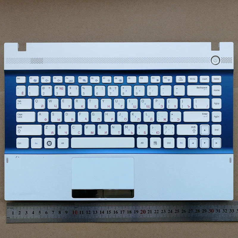 Русская раскладка новая клавиатура для ноутбука с подставка под тачпад кабель для дисплея Samsung 300V4A 305V4A 300V4Z 305V4Z 200A4B 200A4Y ру