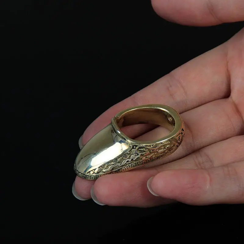 Preise 16 23mm Finger Schutz Messing Schießen Ring Katapult Sport Finger Schutz Getriebe Traditionellen Daumen für Outdoor Jagd Schießen