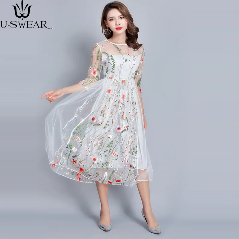 

2018 Chino Wind Heavy Tulle Embroidery Flower Dresses Seven dress High Fashion Embroidered A Word dress ceremony for women
