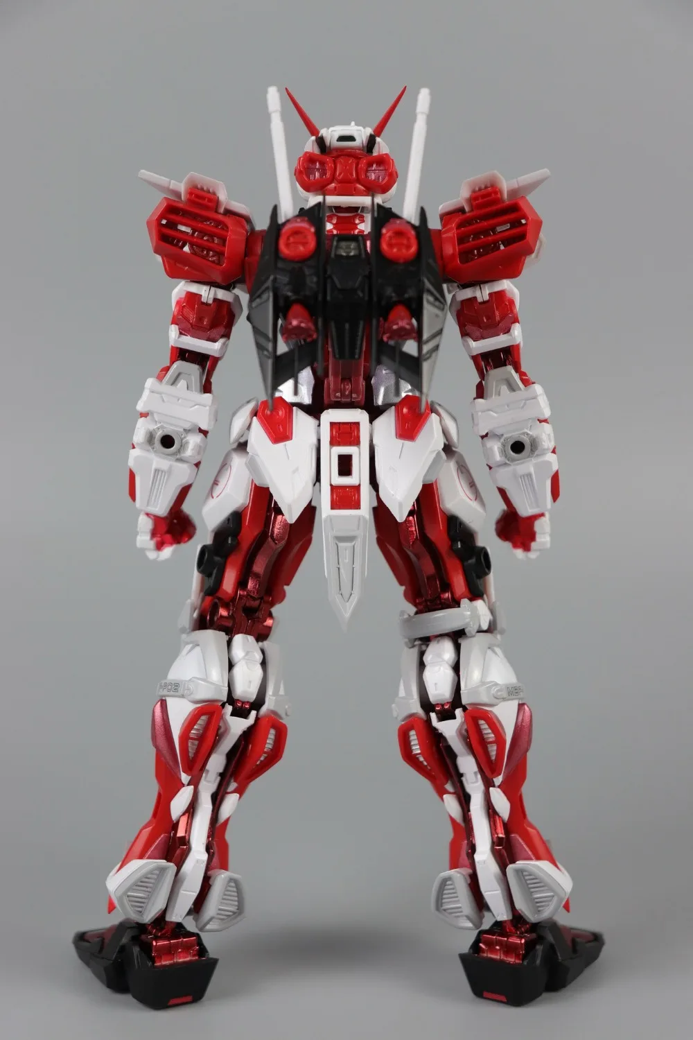 Комиксов клуб MC Metalgear медведи модели металлическая конструкция MB Gundam Astray красная рамка содержит полета блока фигурки