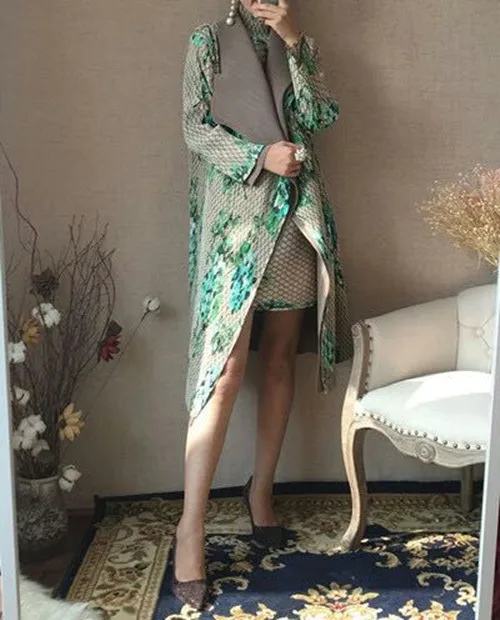 

Miyake Wrinkles show thin double sides wear big code light green printing coat temperament women's windbreaker free shipping