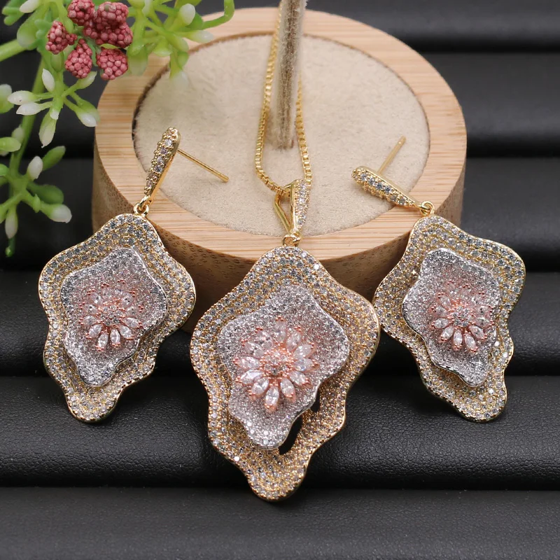 

Lanyika Jewelry Set Exaggerated Flower Full Plated Necklace with Earrings Luxury for Wedding Engagement Popular Best Gifts