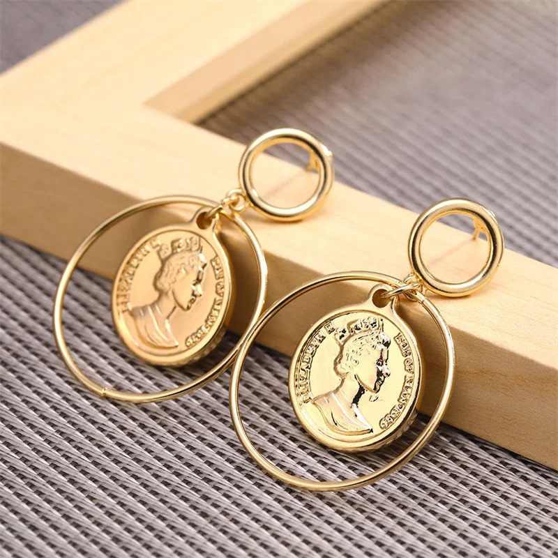 

KISS WIFE Vintage Avatar Coin Pendant Metal Drop Earrings Punk Gold Alloy Dangle Earring Brincos for Women Statement Jewelry