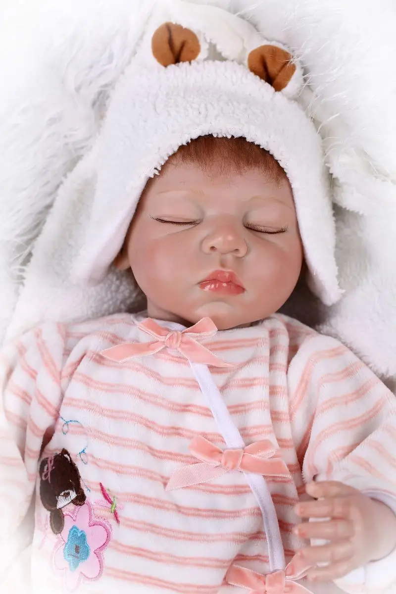 

New 55cm Soft Silicone Reborn Baby Doll 22" Vinyl Body Girl Laugh Brinquedos Dolls Bonecas Lifelike Newbabies Play House Toys