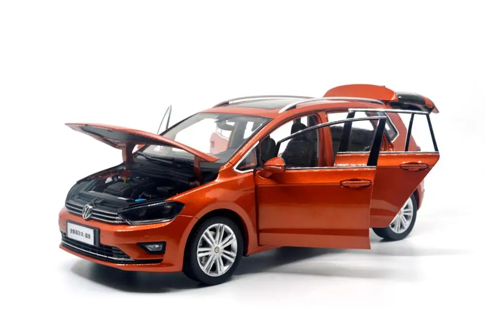 1/18 1:18 1 18 масштаб VW Golf Sportsvan 2018 красная статическая имитация литая под давлением