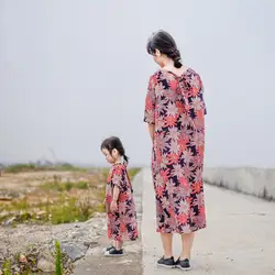 Мэгги Walker 2017 Лето семья цветочный Хлопковые платья Для мамы и дочки свободные длинные платья семьи с цветочным принтом юбки