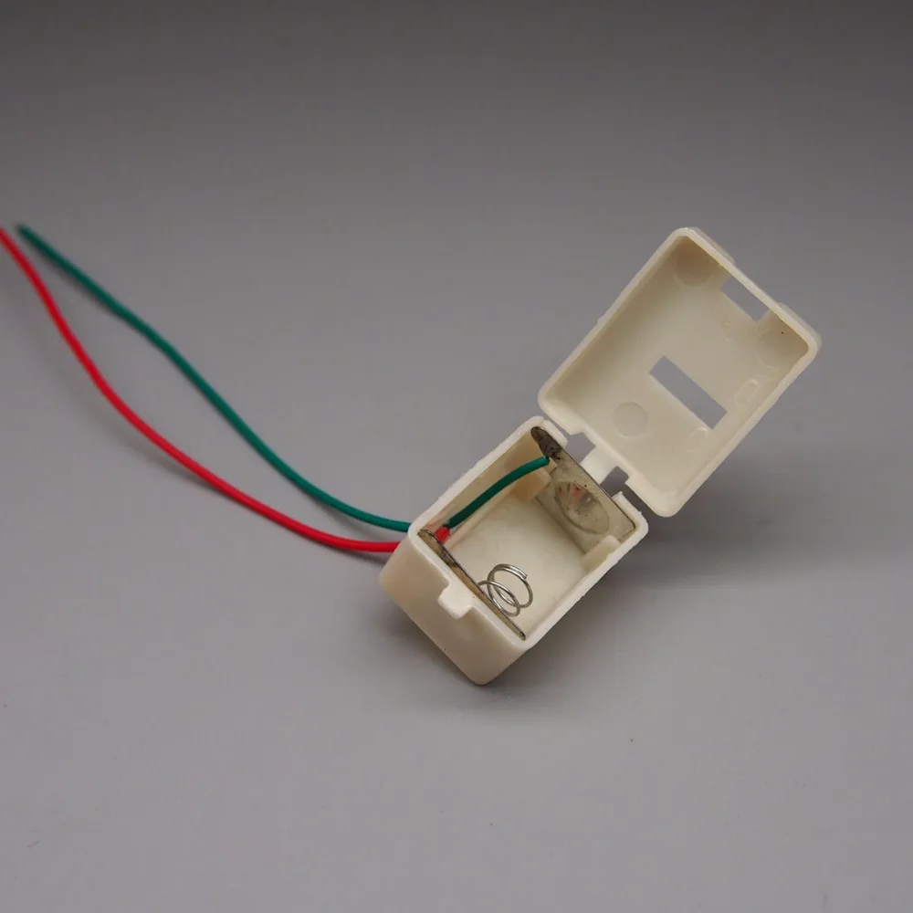 

10pcs 3xAG13 LR44 button battery case Without switch Screwless type 4.5V size:1.9cm*2.4cm*1.3cm