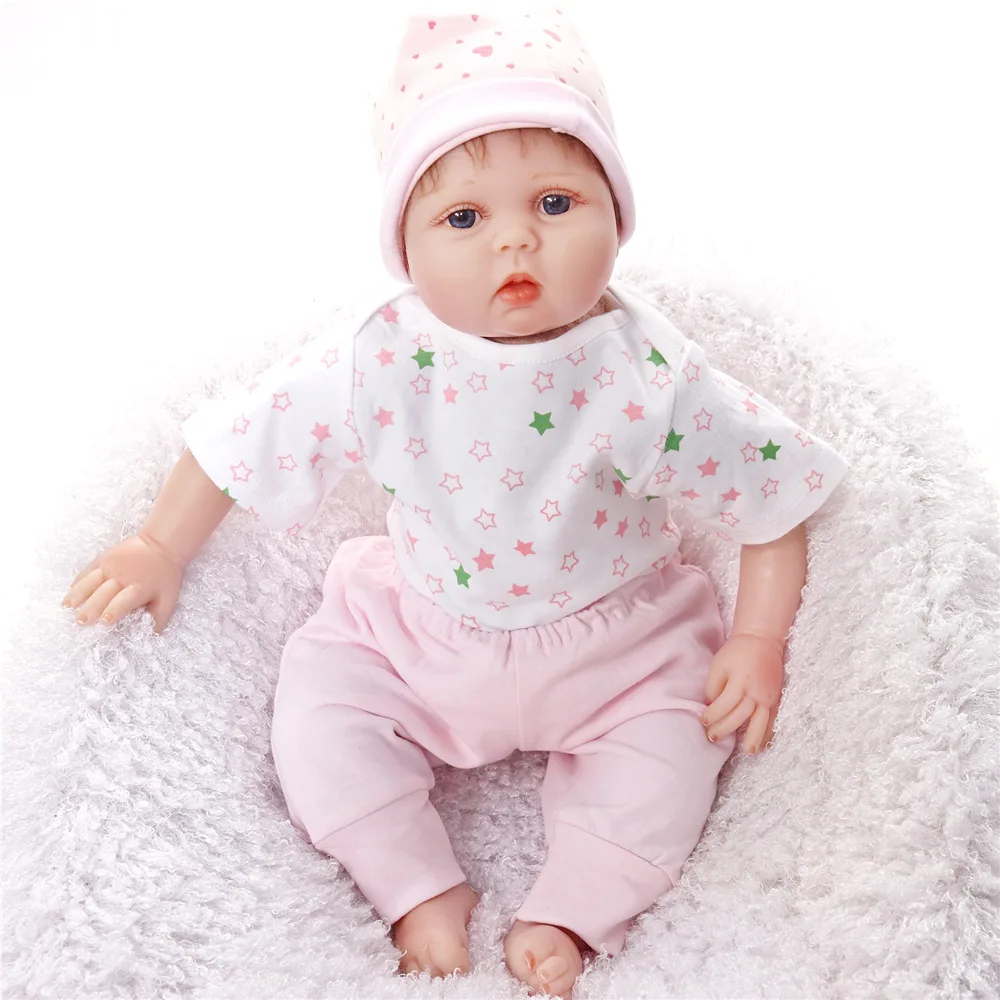 

22 inches Lovely Newborn Doll Silicone Soft Realistic Reborn Baby Dolls with Cloth Body Toy for Children Birthday Xmas Girl Gift