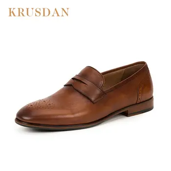 

Vintage Genuine leather Men Shoes Retro Handmade Men's leather Shoes Set of feet Bullock carved oxford Shoes men Moccasins