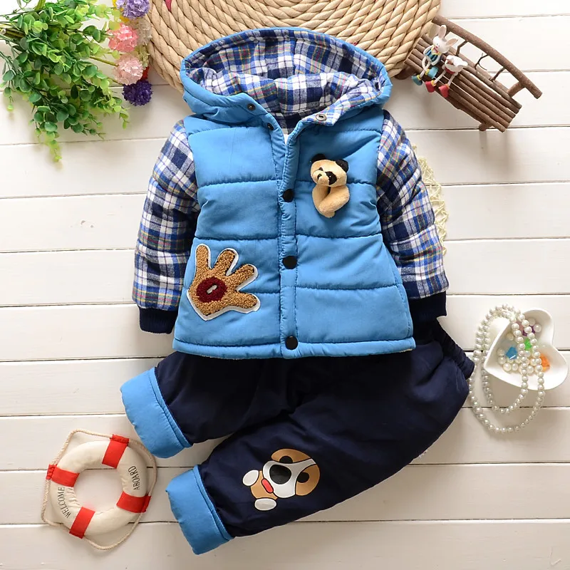 

2015 Winter Baby Boys Warm Suits Infant Thickening Clothes Sets Children's outdoors Sports Cartoon Coats+Pants Kids Korean Suits