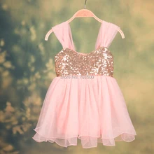 Новинка года; Детские платья из сетчатой ткани с блестками и оборками; милая одежда принцессы для девочек; розовый цвет; 5 шт./партия;