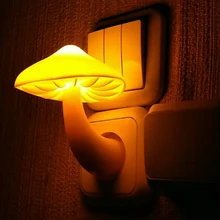 110/220 В настенная розетка переменного тока светильник датчик светодиодный ночной Светильник оптическое Управление светодиодный ночник мягкий светильник для спальни s