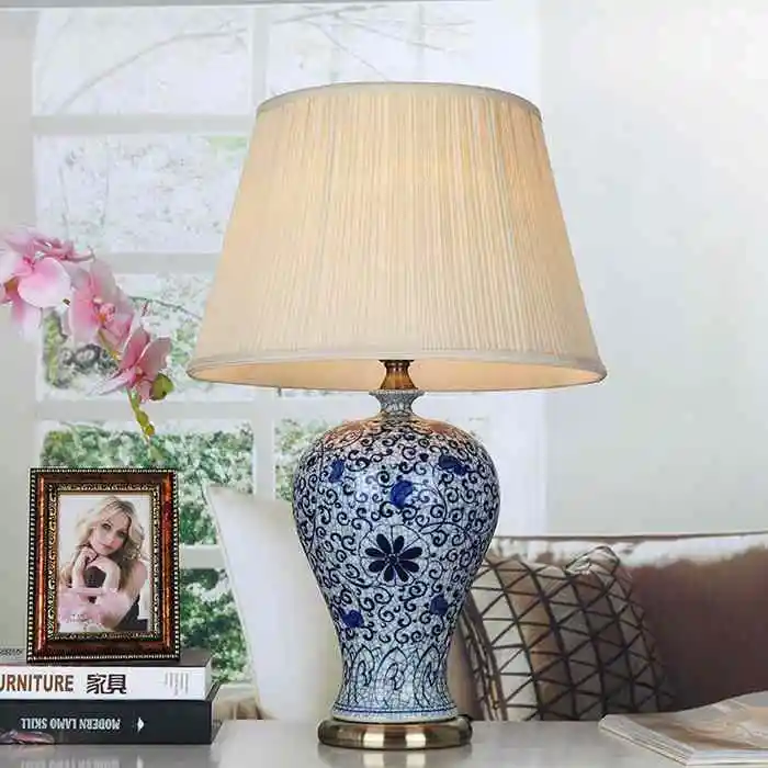 Винтажный Стиль Китайский Синий и белый фарфор Керамические настольные лампы для прикроватной тумбочки