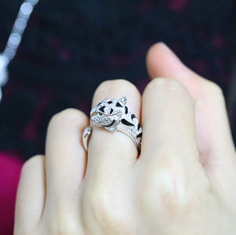 Роскошные 925 пробы серебро Зеленый Кристалл Циркон Leopard палец кольцо животных цепочка с кисточкой Для женщин свадебный комплект ювелирных изделий