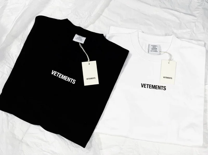

19SS Vetements High Quality T Shirts Men Women 1:1 Vetements Top Oversized Black White Vetements Big Washing Label T-Shirt