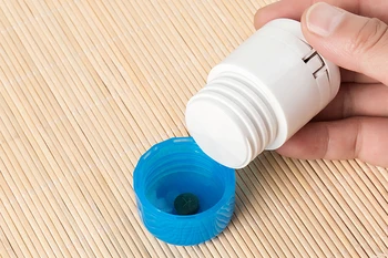 

Circular Grinding Powder Machine + Splitting Pills Is To Give Them Home-cut Kit Portable Tablet Crushed Box Pill Cutter