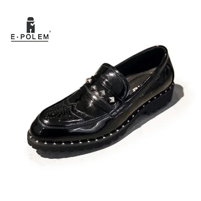 

New Seasons Shoes Wild Men's Feet Patent Leather Black Flat Soft Bottom Sequins Diamond Leisure Shoes Men's Tide Shoes