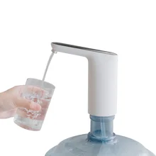 Автоматический дозатор воды беспроводной перезаряжаемые Электрический водяной насос Портативный питьевой Бутылочки для напитков инструменты для спорта/лагерь