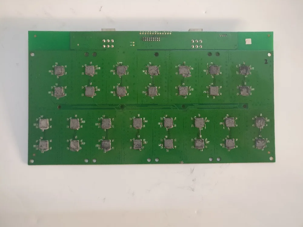 YUNHUI продажа используется antminer s5 хеш плата 0.57TH/s одна часть использовать для