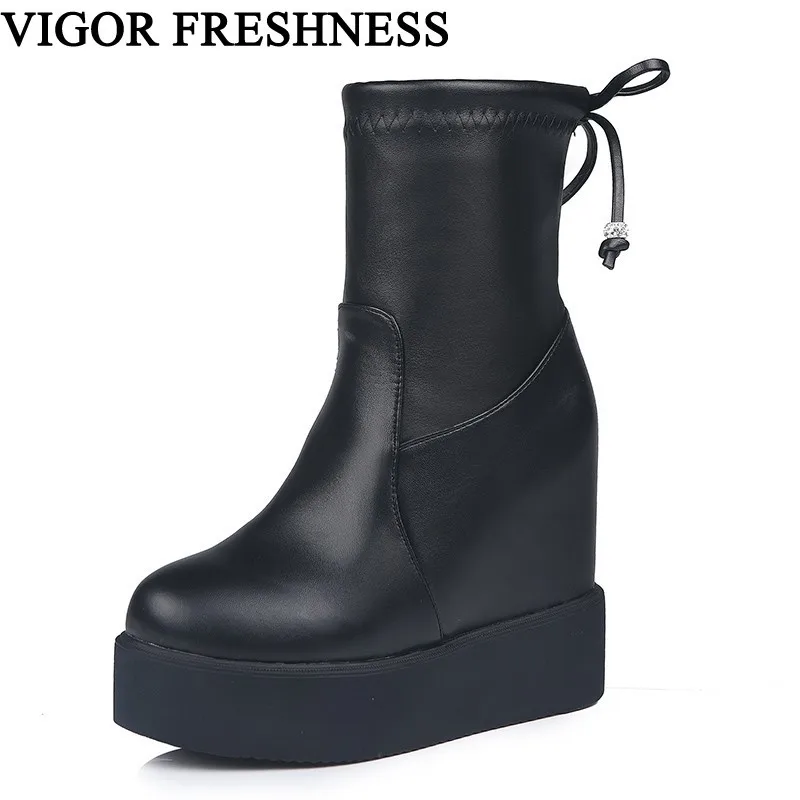 

VIGOR FRESHNESS Woman Ankle Boots Platform Shoes 11CM Heels Shoes Winter Boots Women Increase Internal Boots Autumn Shoes WY564