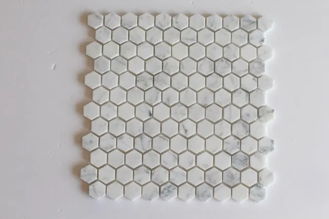 Полированная шестиугольная Carrara Белая Мраморная мозаичная плитка для кухни наклейка для ванной настенный напольный плитка CMH02