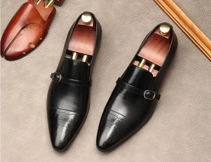 Осенне-зимняя мужская обувь английские остроконечные модельные туфли на шнуровке в деловом стиле черные кожаные узкие туфли с низким вырезом черного цвета