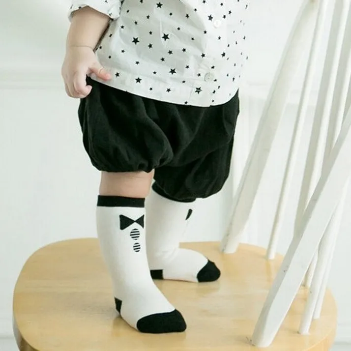 Bosudhsou C31# корейский стиль Детские носки, Модные носки в новом стиле с героями мультфильмов детские гольфы Гольфы по колено для девочек 0–4 года