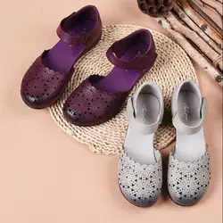 Летние дышащие туфли из натуральной кожи женская обувь 2019 плоские на низком каблуке выдалбливают Корова кожа слипоны обувь для мам