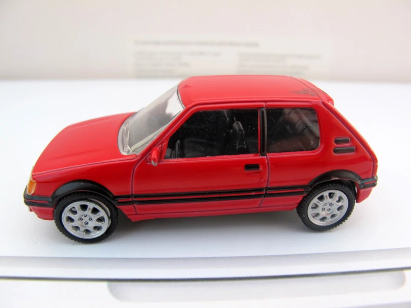 N orev 1: 64 PEUGEOT 205 GTI бутик сплава автомобиля игрушки для детей Детские игрушки модель оптом