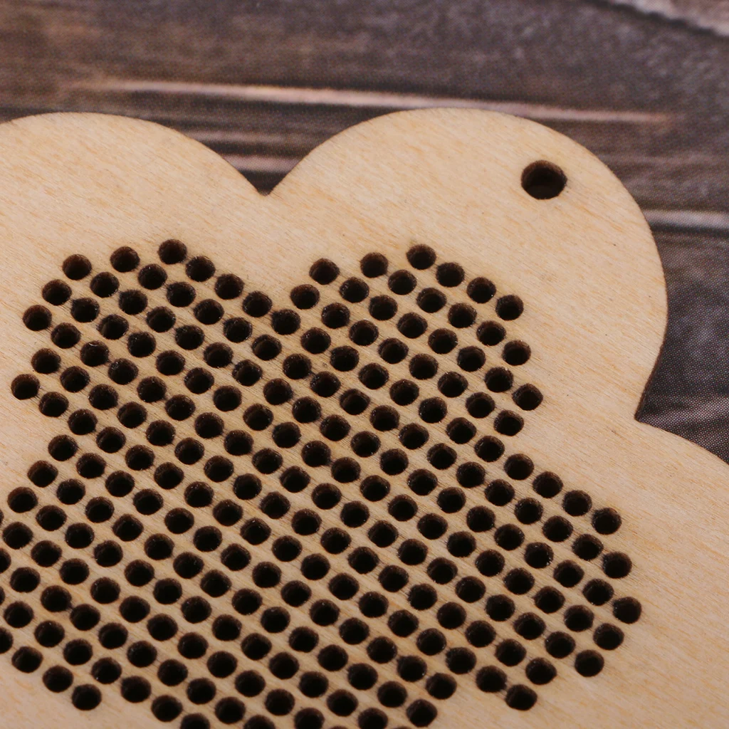 1 Pack Wood Flower Shape Small Circle Blanks Pendant Charms for Embroidery Counted Cross Stitch Kit ,DIY Jewelry Making Findings