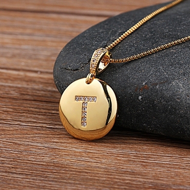 Hot Sale Top Quality Women Girls Initial Letter Necklace Gold Color 26 Letters Charm Necklaces Pendants Copper Jewelry Gift