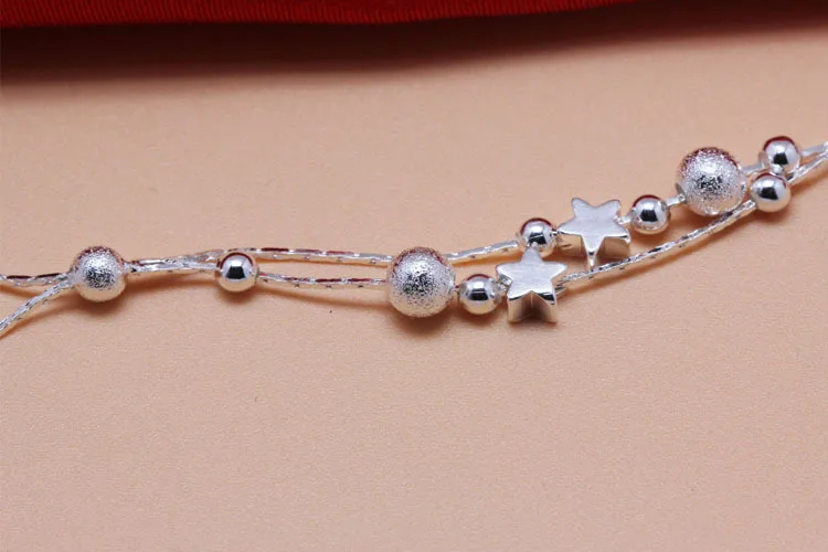 2699608306_1852913045