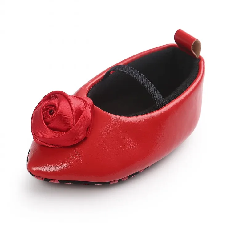 Обувь для маленьких девочек; обувь Mary Jane для первых шагов; обувь для малышей из искусственной кожи; однотонная нескользящая обувь с большим красным цветком - Цвет: Red