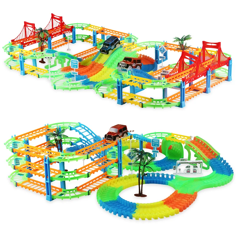 Kopen Gloeiende Railway Tracks Auto Speelgoed Diy Flexibele Bocht Magical Track Road Kits Flash Light Rail Auto Montage Speelgoed Geschenken Voor kinderen
