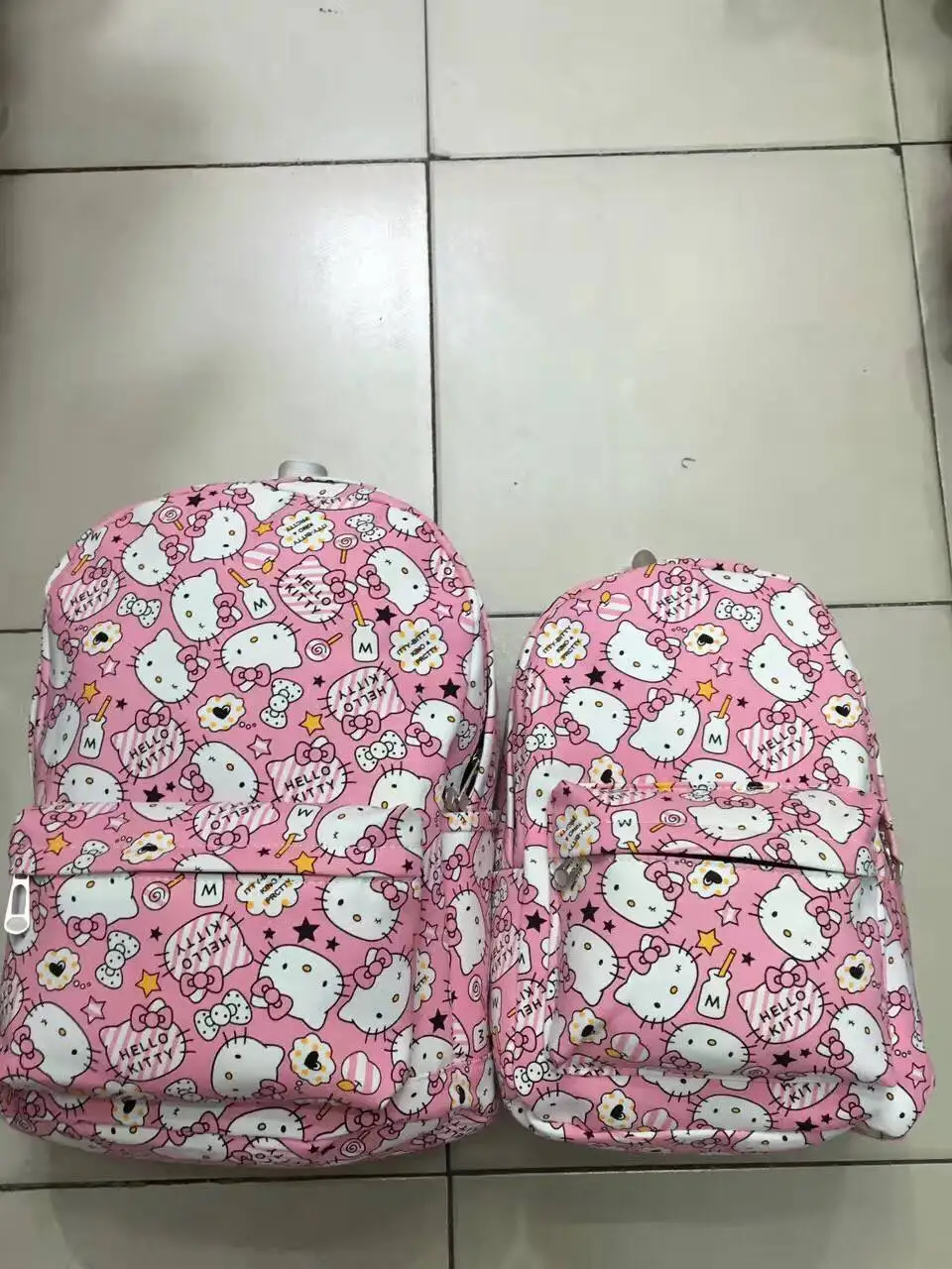 

2018 Rushed Mochila Escolar For Hello Kitty Student Travel Bag Canvas Backpack Anime Cute Painting Love New Gift For Girls Lady