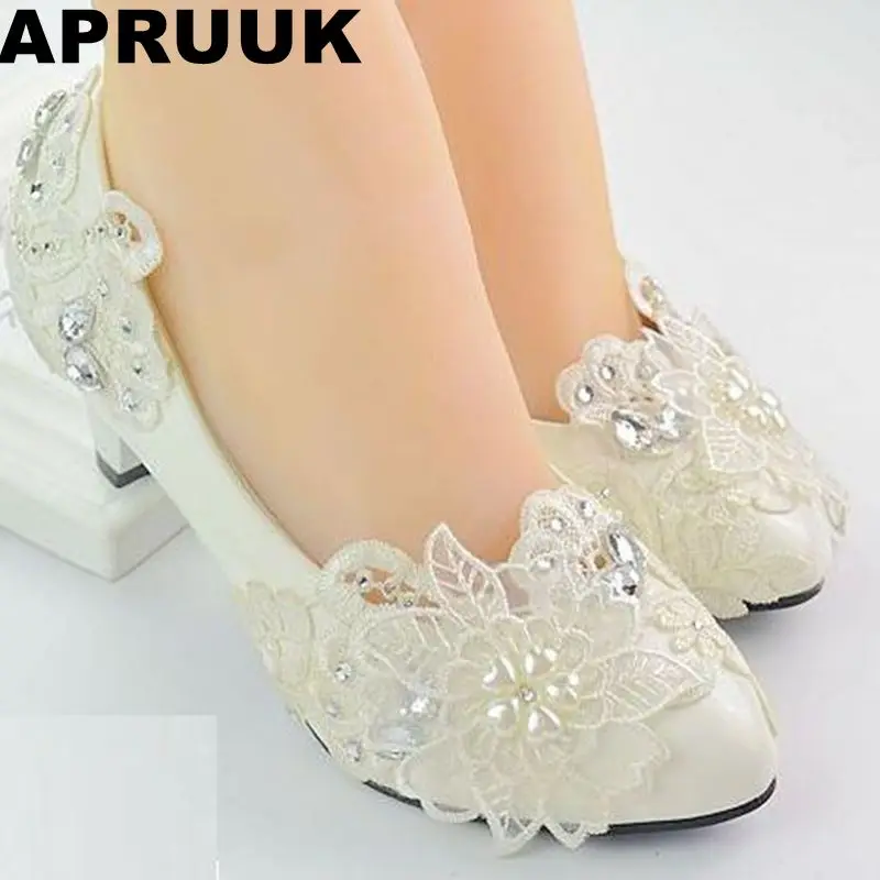 ivory colored pumps
