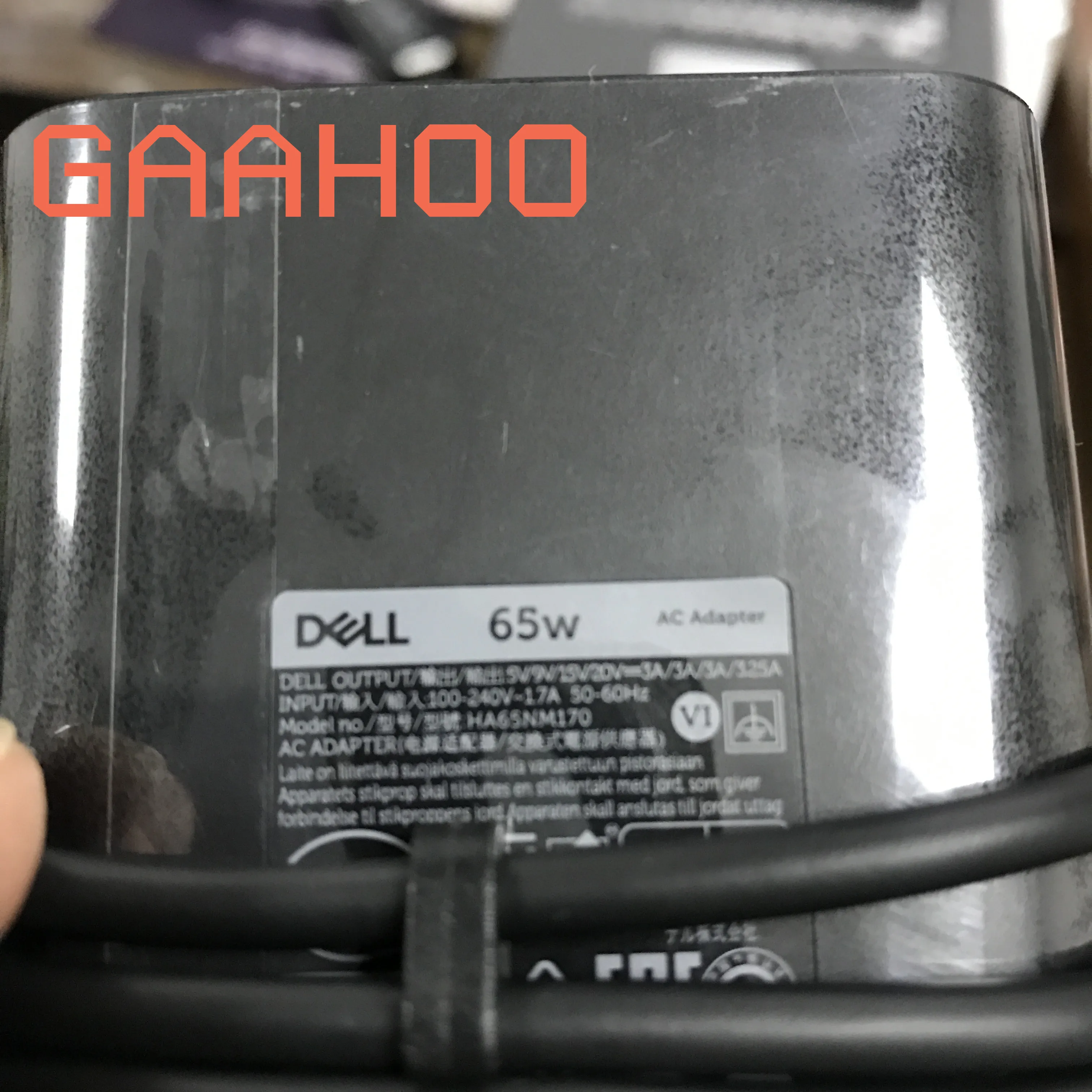 Совершенно новый адаптер переменного тока 65W USB C типа 3.25A * 19 5 V зарядное
