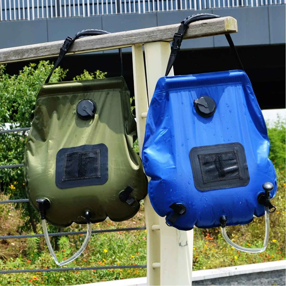 

20L blue and green two-color 5 gallon 48 portable shower folding outdoor camping heating tube bag solar water heater