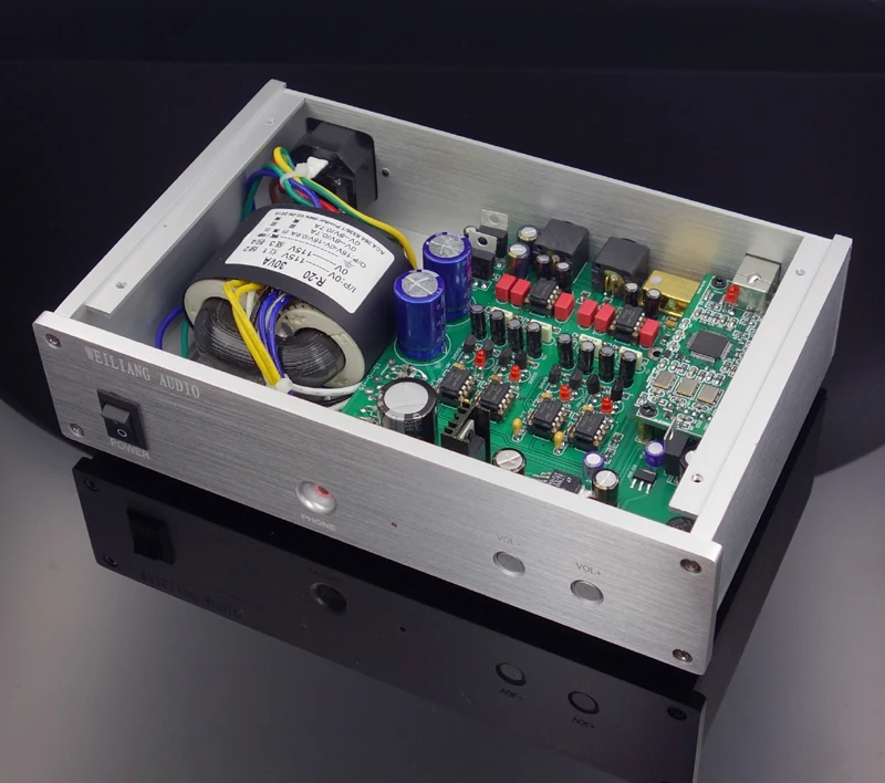 

DIYLIVE AUDIO SU3B ES9028PRO ES9038PRO USB decoder DAC XMOS XU208