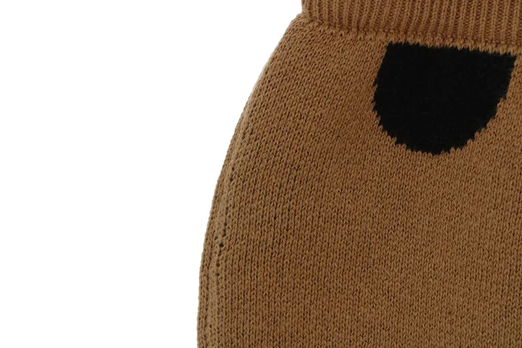 8918766302_1190256368