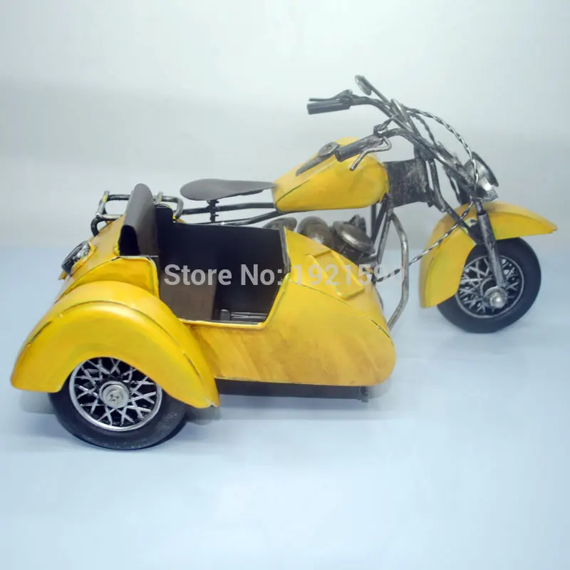 Vintage Motor Tricycle yellow (8)