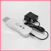 Перезаряжаемая портативная белая ультразвуковая очистка скруббера кожи 2в1